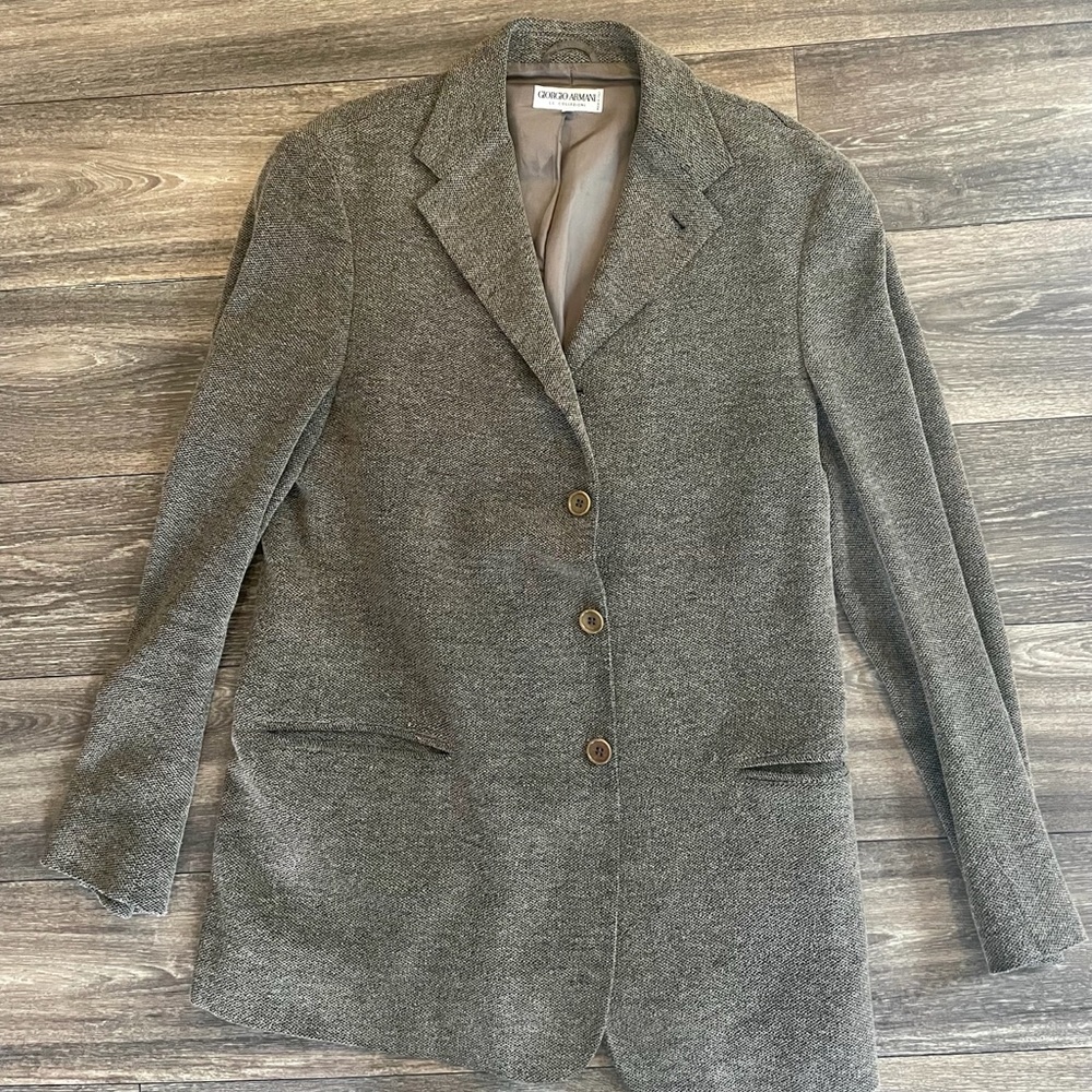 Giorgio Armani size 40/R Sport coat.